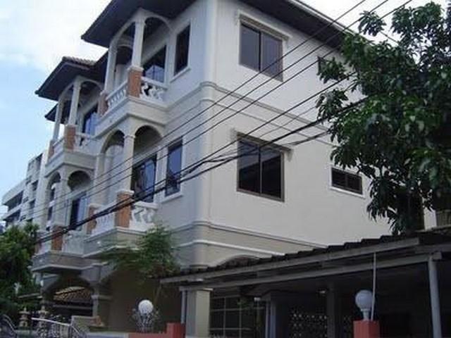 ให้เช่าบ้านเดี่ยว 3 ชั้น 45 ตรว. ซอยพหลโยธิน 19 เขตจตุจักร ใกล้ MRT พหลโยธิน 1