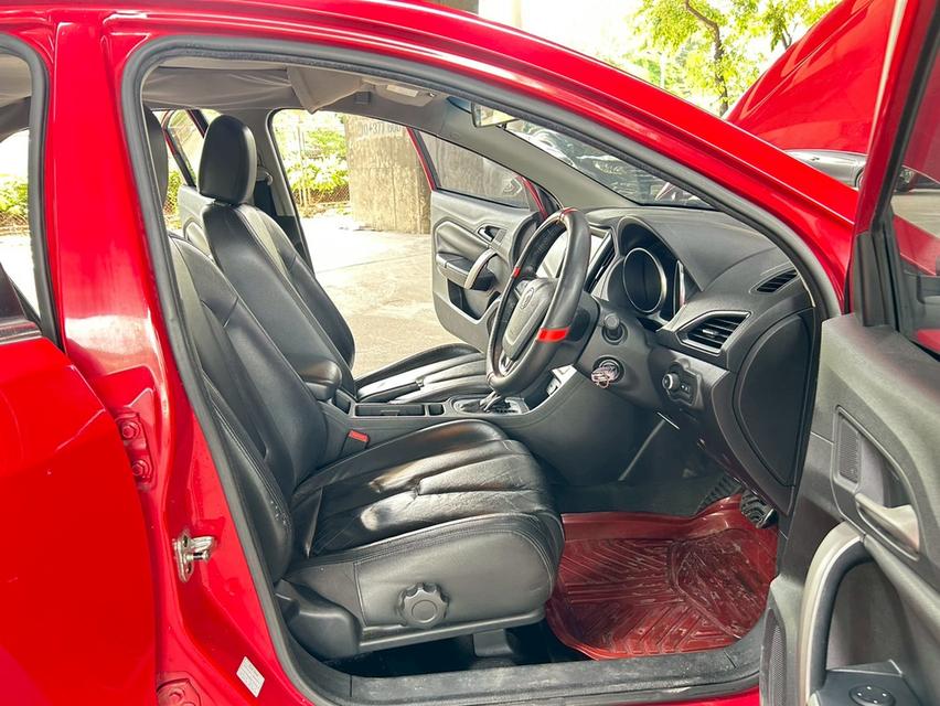 MG5 1.5X Sunroof Year 2016 13