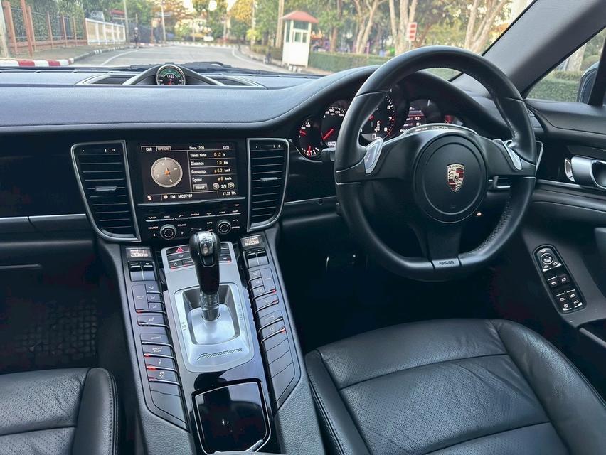 Porsche Panamera 3.6 V6 (เบนซินล้วน) 3