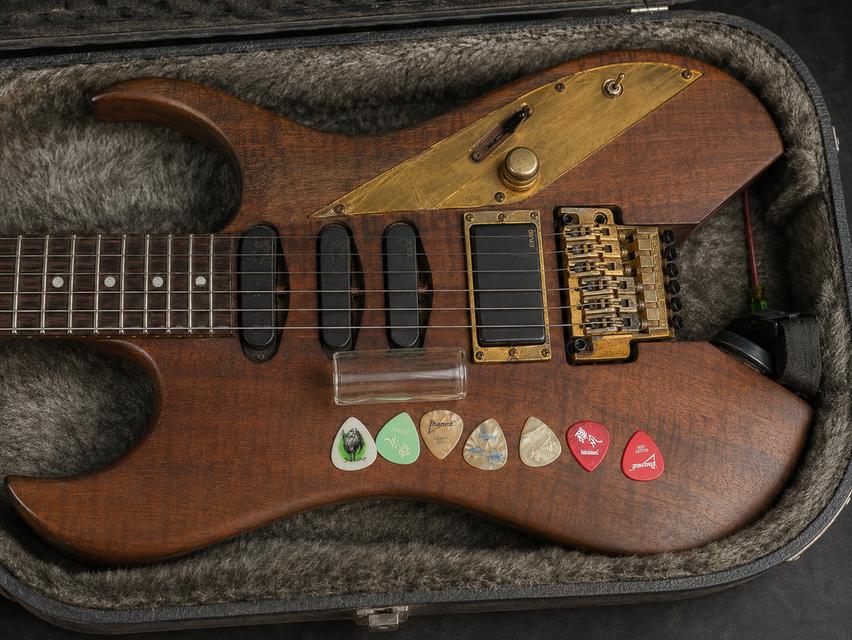 Ibanez RBM2 Reb Beach Signature Voyager Made in Japan 1992 พร้อม Original Hard Case และ Warranty เดิม รูปย่อยที่ 4