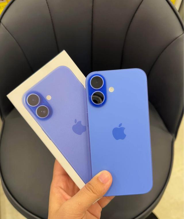 iPhone 16 สี Ultramarine 