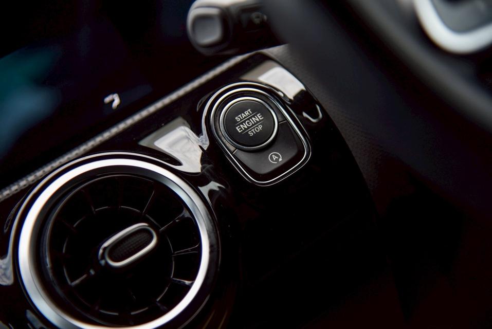 รหัสรถ CBL9242 Mercedes-Benz A200 1.3 Progressive W177 AT 2021 17