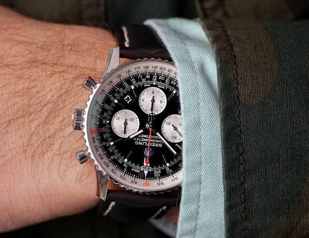 Breitling Navitimer B01 Chronograph 3