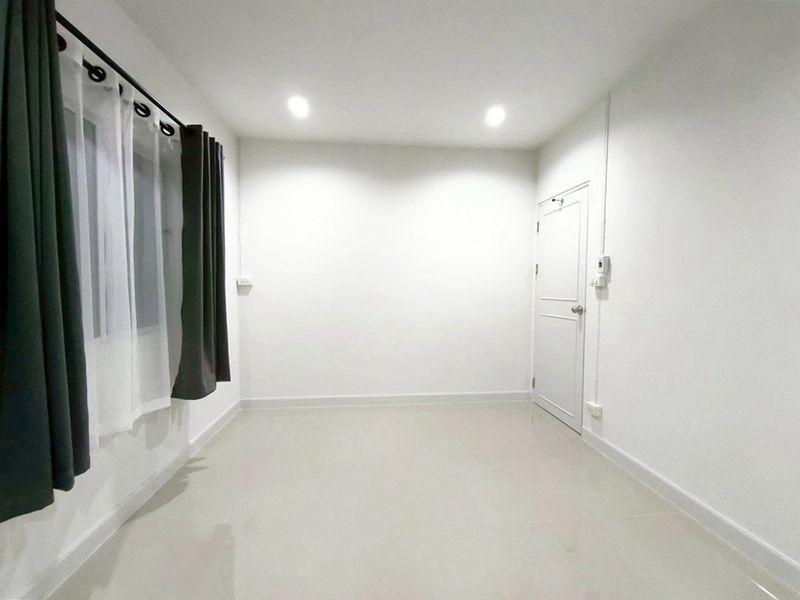 หมู่บ้านพฤกษา21 บางใหญ่ คลองถนนบ้านแฝด 2 ชั้น ตกแต่งใหม่ เหมาะแก่การพักผ่อน มีพื้นที่ด้านข้าง ตกแต่งไม่ซ้ำใคร 16