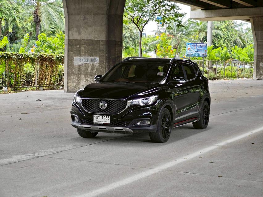 ขายรถ MG ZS 1.5X sunroof ปี 2020 สีดำ เกียร์ออโต้ 3