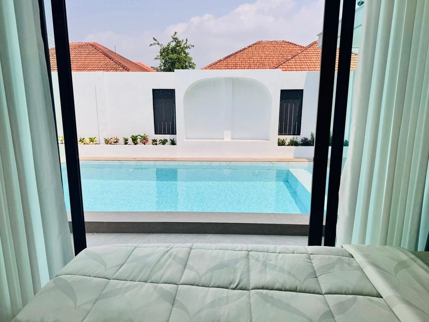 Selling Pool villa Jomtien beach 10.9 Million