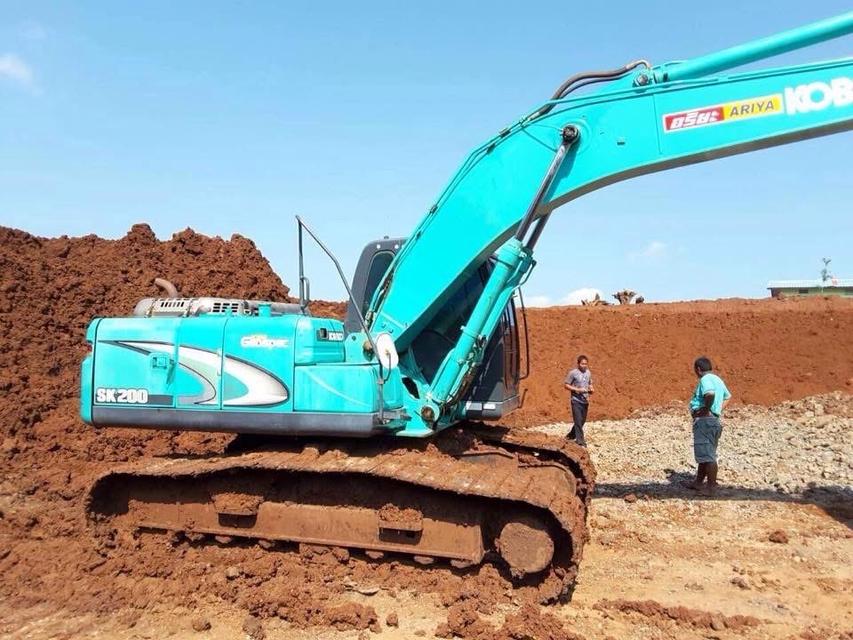 รถแม็คโคร Kobelco sk200 Yn11 มือสอง 2