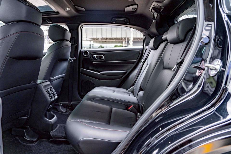 รหัสรถ NP7901 รุ่นรถ : HONDA HR-V 1.5RS EHEVปีรถ : 2023 15