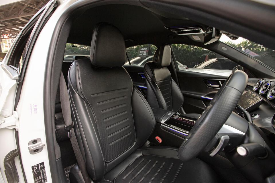 “Mercedes-Benz C220d AMG Line” ปี 2024 W206 รูปที่ 5