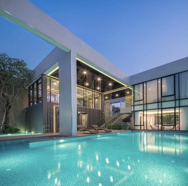 ปล่อยเช่า ทาวน์โฮม 3 ชั้น บ้านกลางเมือง พระราม 9 – กรุงเทพกรีฑา 8