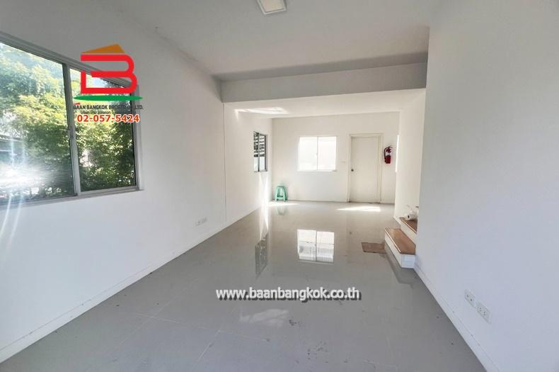 ทาวน์เฮาส์ โครงการ พฤกษาวิลล์ 89 (ซอยกาญจนาภิเษก 6/1) เนื้อที่ 25.3 ตารางวา ใกล้แฟชั่นไอส์แลนด์ ถนนกาญจนาภิเษก แขวงท่าแร้ง เขตบางเขน กรุงเทพมหานคร 3