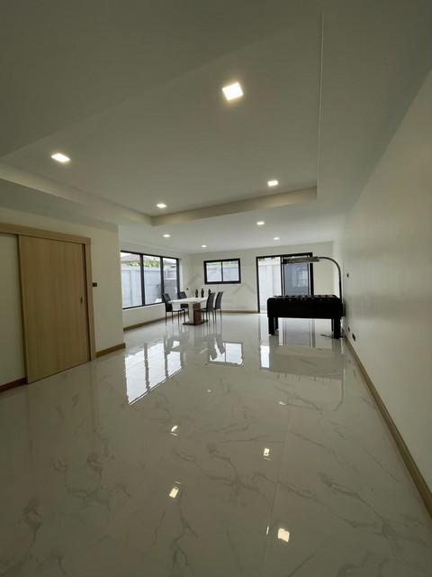 ให้เช่าโฮมออฟฟิศ 4 ชั้น 305 ตร.ม. The Harmoney ซอยรามอินทรา 62 ใกล้ รพ.สินแพทย์ 7