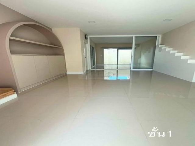 PB5609 ให้เช่าทาวน์โฮม 3 ชั้น โครงการ พาทิโอ PATIO บางนา-วงแหวน ซอยกิ่งแก้ว 25/1 ใกล้สนามบินสุวรรณภูมิ บ้านเปล่าไม่มีเฟอร์นิเจอร์