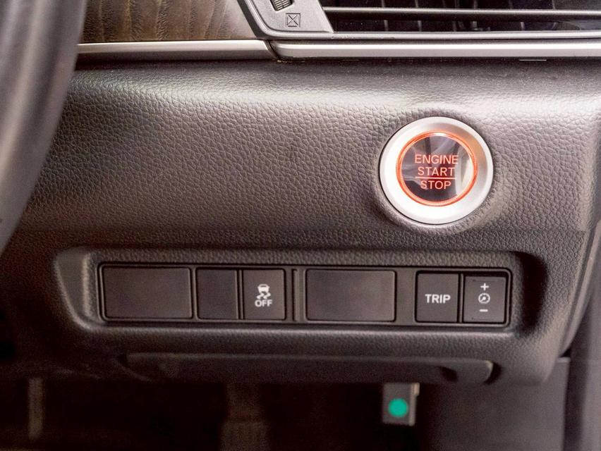 Honda Accord 1.5 TURBO EL ปีจด 2019 18