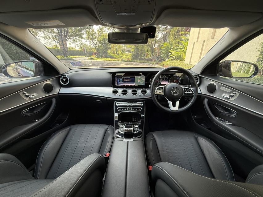 Mercedes Benz E220d Sport รูปที่ 10
