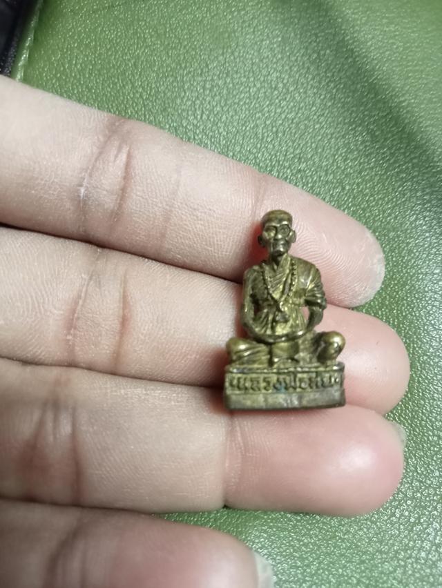 รูปหล่อหลวงพ่อทบ วัดชนแดนปี2518