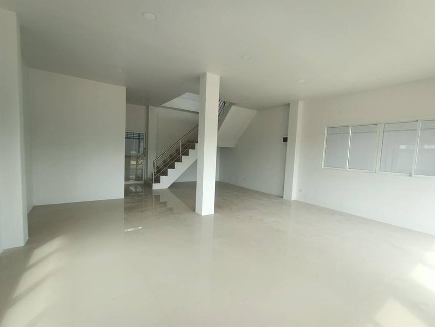 ให้เช่าหรือขาย โกดัง คลังสินค้า โรงงานทรัพย์รุ่งเรือง ( คลองมะเดื่อ ) ขนาด 735 ตร.ม. กระทุ่มแบน สมุทรสาคร 12