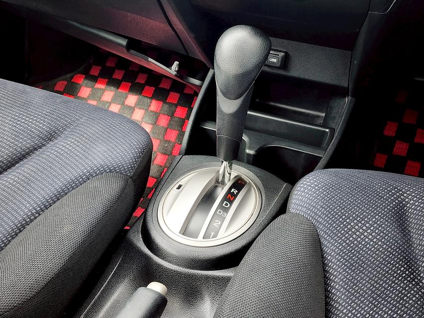 HONDA Jazz GE 1.5V 2013 16