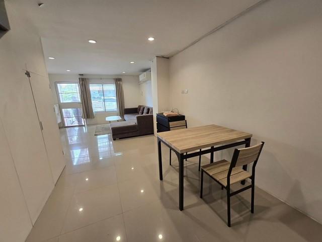 หมู่บ้านงามเจริญ 15 บ้านทาวน์โฮม หนองปลาไหล ใกล้มอเตอร์เวย์ ใกล้โรงเรียนนานาชาติ 4
