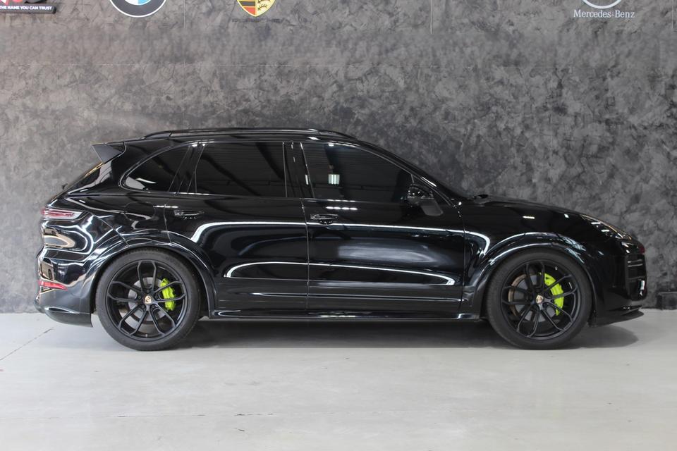 รหัสรถ AVA4139 📌 Porsche Cayenne E Plug in 2017 Facelift Look 2025 สวยๆ พรัอมๆ ล้อ 21 ยางใหม่ปี 25 รูปย่อยที่ 3