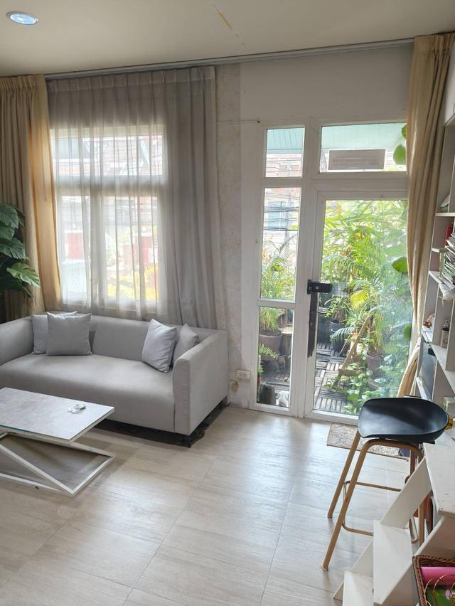 🏡 ขายทาวน์โฮม 3 ชั้น หมู่บ้านเมอริท เพลส ลาดพร้าว 87 แยก 10 💰 ราคา 3,990,000 บาท (ต่อรองได้) ✅ ค่าโอนคนละครึ่ง 📍 เจ้าของขายเอง 3