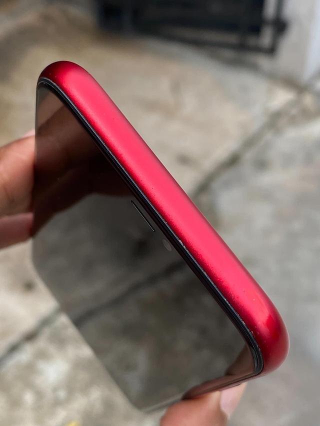 iPhone 11 PRODUCT RED🍎 4