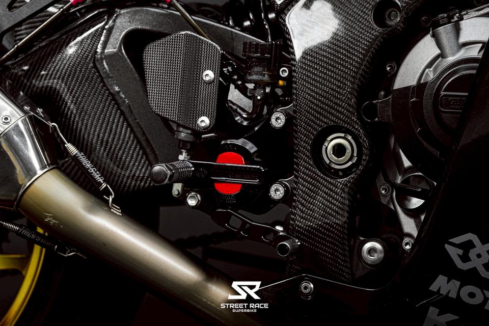 KAWASAKI ZX10R สีดำหล่อๆ คาร์บอนเต็มลำ รูปย่อยที่ 4