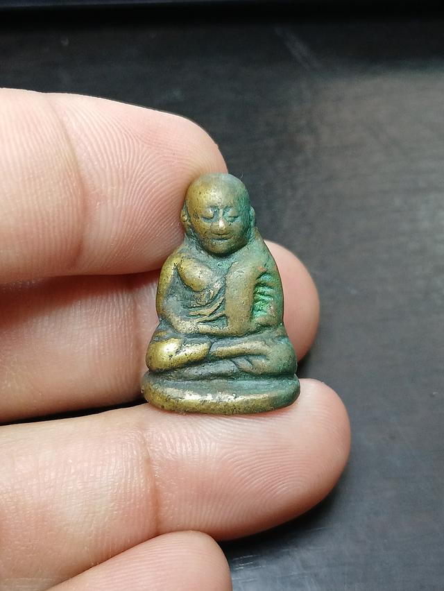 หลวงพ่อเงิน พิมพ์ขี้ตา