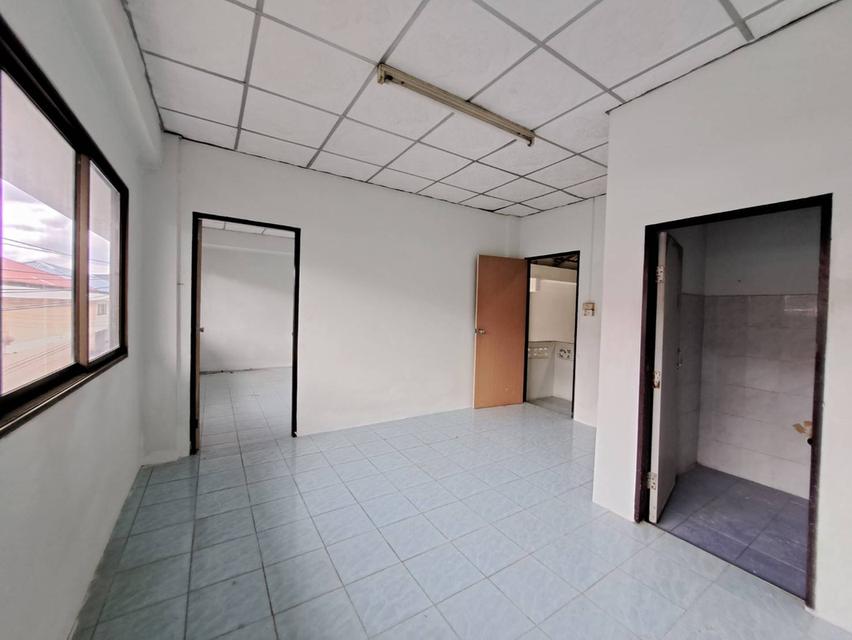 ให้เช่าโรงงานโกดังพร้อมออฟฟิศ 2 ชั้น ใกล้สนามกอล์ฟเอกชัย-วัดโพธิ์แจ้-เอกชัย-บางบอน สมุทรสาคร ขอใบรง.4ได้ 10