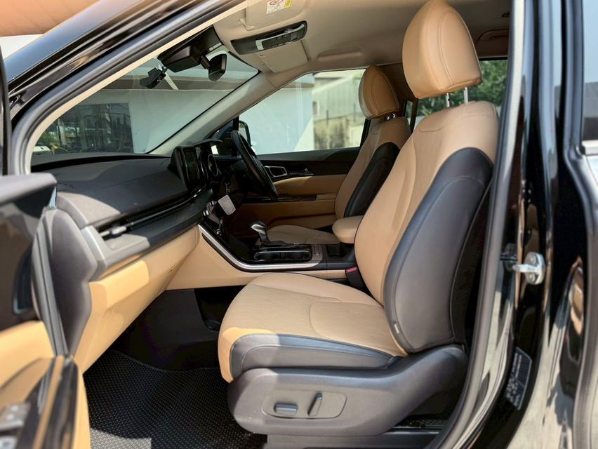 ปี 2022 KIA GRAND CARNIVAL, 2.2 EXโฉม ปี21-ปัจจุบัน สีดำ เครื่องยนต์ดีเซล รูปที่ 8