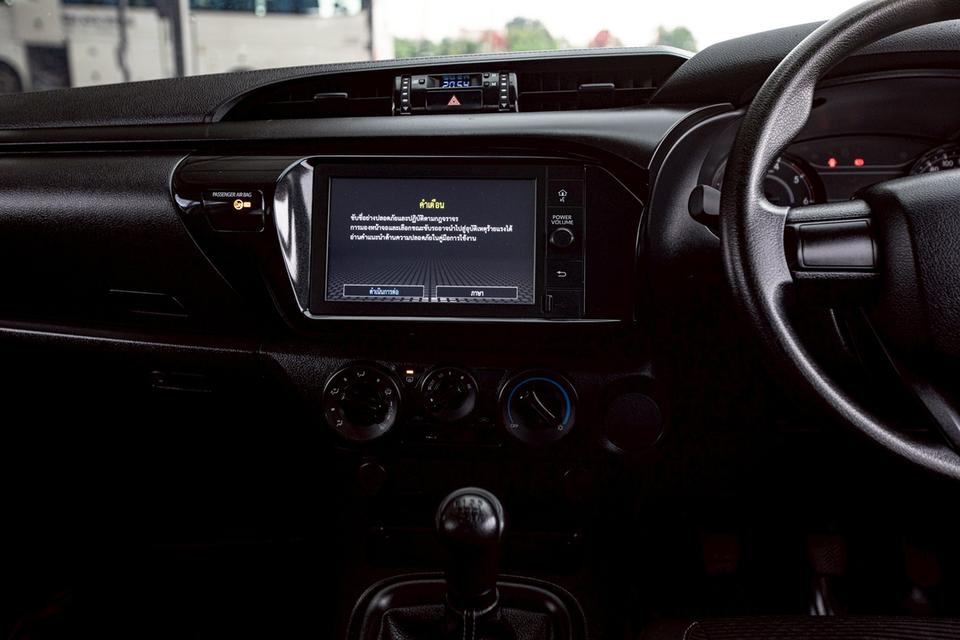 TOYOTA HILUX REVO 2.4 Z EDITION SMART CAB ปี 2022 สีขาว  18