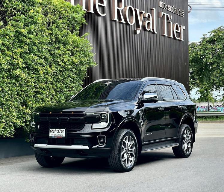 รหัสรถ AP3761 FORD EVEREST 2.0 BI TURBO TITANIUM PLUS 4×4 TOP ปี23 จด 24 สีดำ ดีเซล