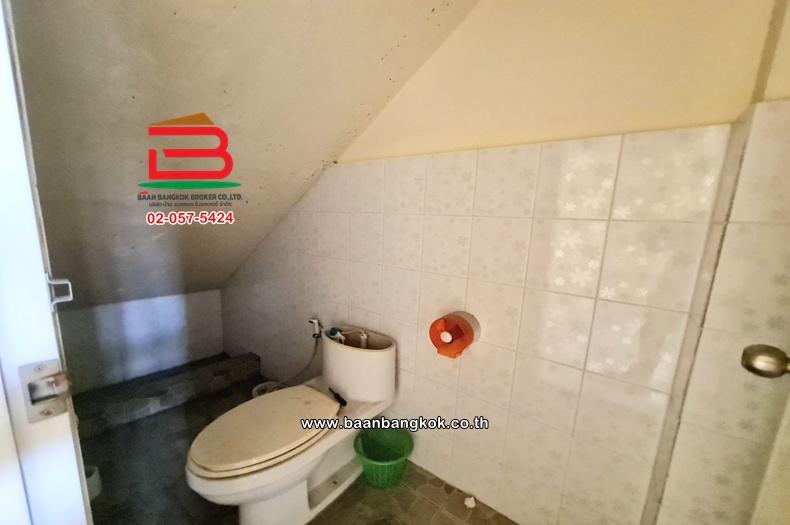 อาคารพาณิชย์ เนื้อที่ 17.4 ตร.ว. หมู่บ้านขวัญนนท์ (ซอยประชาราษฎร์ 9/1) ถนนประชาราษฎร์ ตำบลสวนใหญ่ อำเภอเมืองนนทบุรี นนทบุรี 4