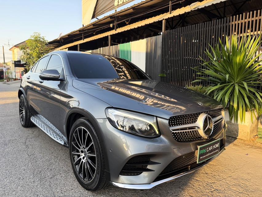ปี2019 BENZ GLC250 SUNROOF TOP เบนซิน มือเดียวป้ายแดง