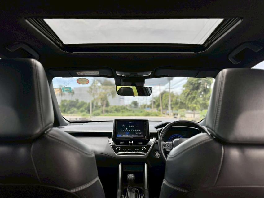 Toyota Cross 1.8 Hybrid Premium  safety สีเทา  ปี 2020 15