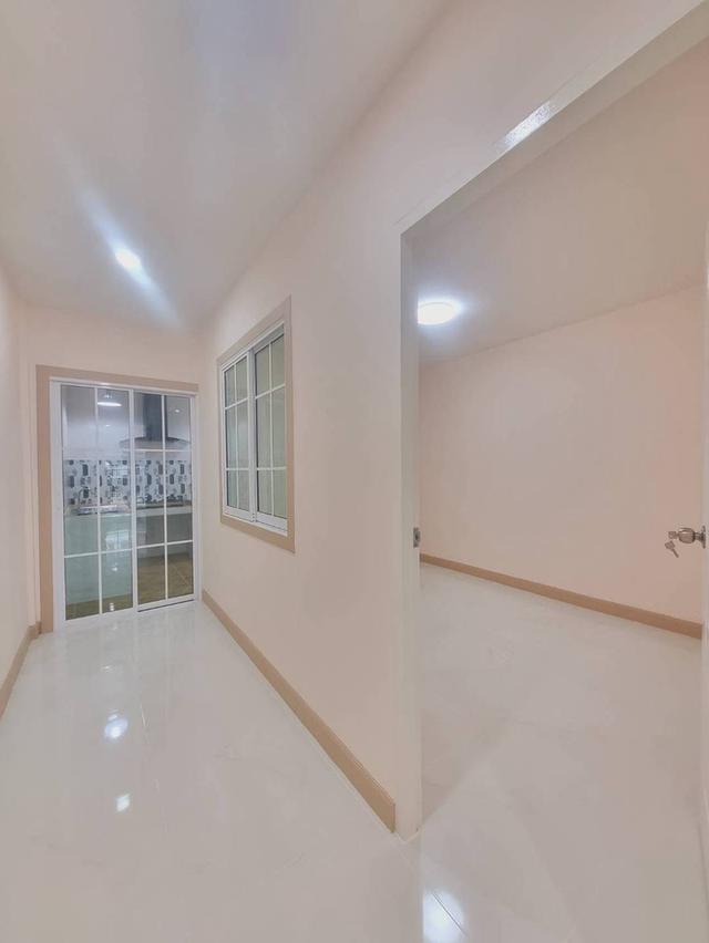 หมู่บ้านดิเอมเมอรัลด์พาร์ค2 12