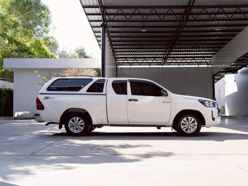 Toyota Revo 2.4 Z Edition ปี 2022 ♨️ ประกันเครื่องเกียร์3ปี/ 30,000 km.♨️ รูปที่ 5