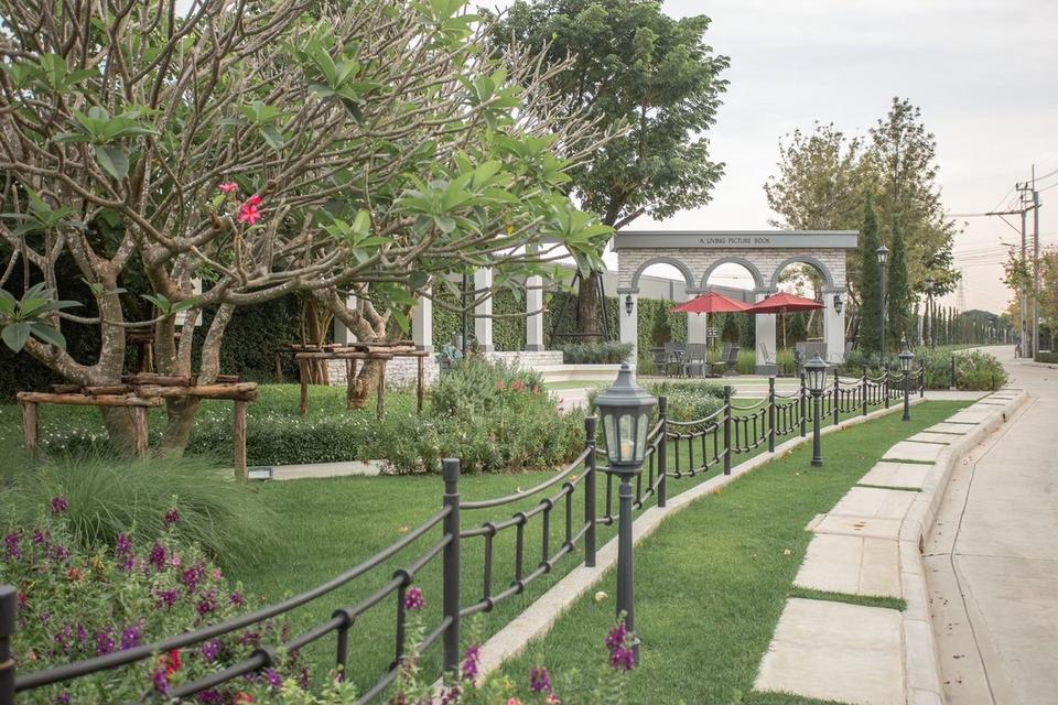 ขาย/ ให้เช่าทาวน์โฮม  Indy 5 Bangna Km.7 หลังมุม โซนส่วนตัว 3