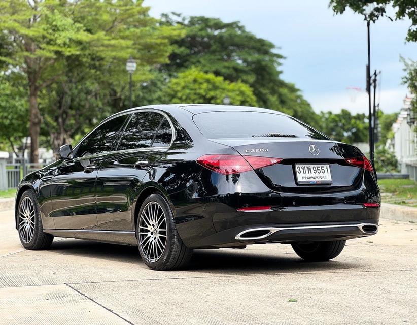Mercedes-Benz C220d ดีเซล Avantgarde (W206) โฉมปัจจุบัน ปี 2022 ใช้งาน 3 หมื่นโล ประวัติครบ เจ้าของเดียว รูปที่ 5