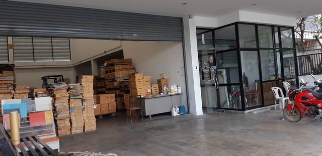 ขายโกดัง โรงงานขนาดเล็ก SME มีอาคารสำนักงาน 3 ชั้น สภาพสวยใหม่ ลาดพร้าว 101 7