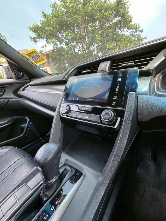 รถยนต์ Honda Civic 1.5 Turbo hatchback ปี 2018 มือสอง รูปที่ 13