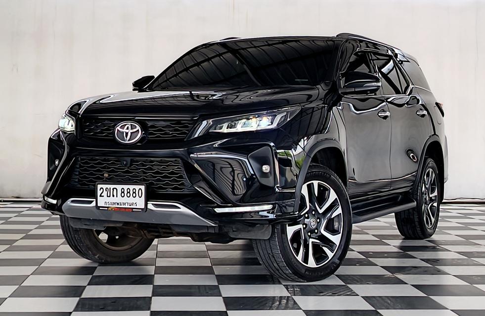 FORTUNER LEGENDER 2.4 V 4WD ปี 2021 ✅ ฟรีค่าจัด-ค่าโอน ✅ ฟรีประกันภัย ✅ ฟรี พรบ