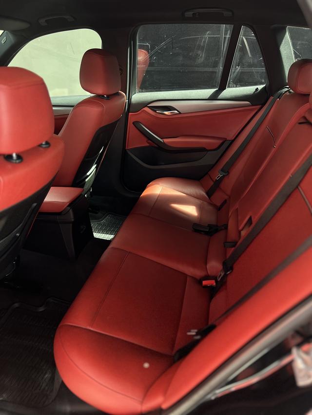 BMW x1 sDrive18i M Sport 10