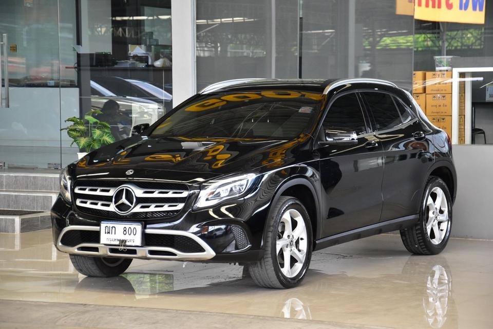 รหัสรถ TKG800 MERCEDES BENZ GLA200 1.6 ปี 2020