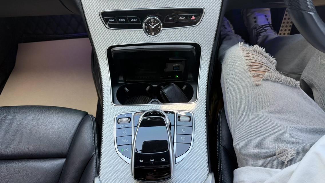 รหัสรถ KPV53 BENZ C220d AMG 2019 รูปที่ 9