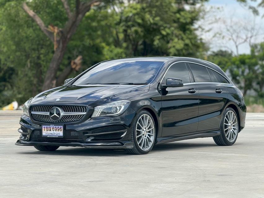 Mercedes Benz CLA250 Shooting Brake AMG Dynamic ปี 2015