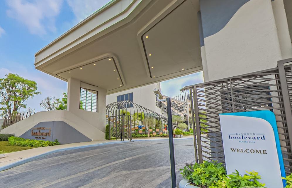 Luxury Family House for Rent Bangkok Boulevard Bangna-km5 1