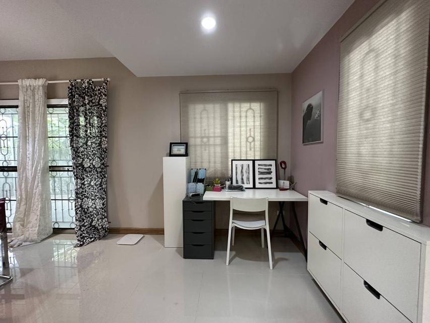 ขายด่วน!!(ต่อรองได้) บ้านเดี่ยว ไลฟ์ อิน เดอะ การ์เด้น สวนเสือ-ศรีราชา พื้นที่ 53.9 ตร.ว. ขนาด 165 ตร.ม. 11