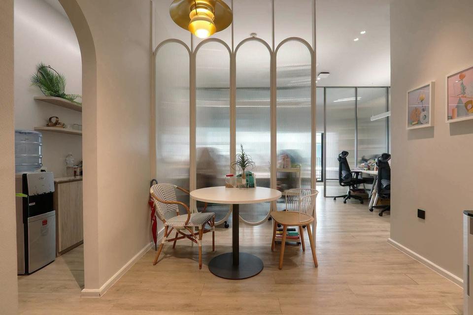 ขายอาคารสำนักงาน 5 ชั้น | Headquarters เอกมัย–ลาดพร้าว Built-in ระดับพรีเมียม พร้อมใช้งานทันที • พื้นที่ใช้สอยรวมประมาณ **479 ตร.ม.** 8