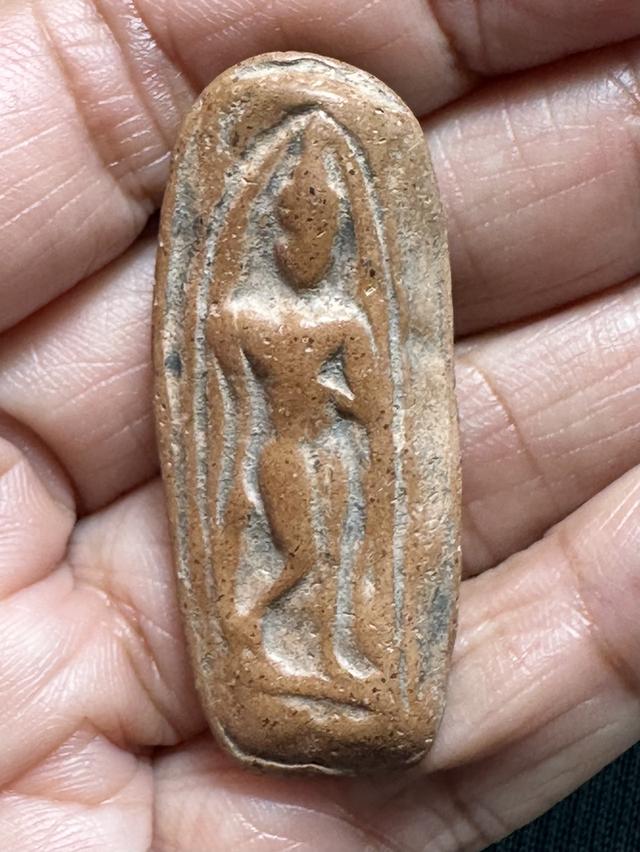 องค์ละ1850🙏พระกำแพงเปิดโลกยืนตอ เนื้อผ่านดำเขียว🙏พระกำแพงลีลาเม็ดขนุน รูปที่ 14